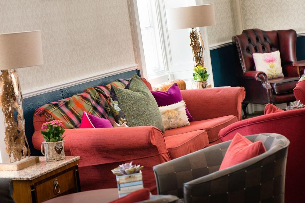 Atholl Arms Hotel Данкельд Экстерьер фото