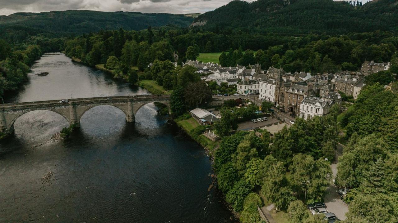 Atholl Arms Hotel Данкельд Экстерьер фото