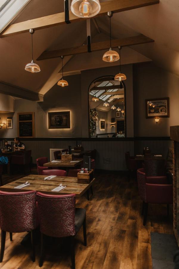 Atholl Arms Hotel Данкельд Экстерьер фото