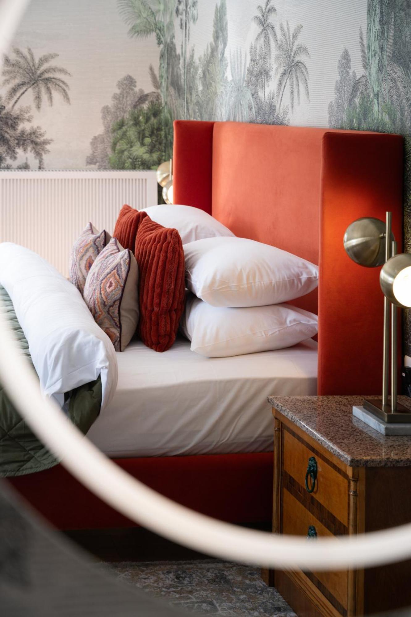 Atholl Arms Hotel Данкельд Экстерьер фото